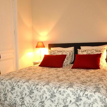 Chambre De Flore Bed and Breakfast Versailles Buitenkant foto